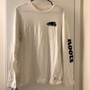 Roots Canada white and black velvet long sleeve tee